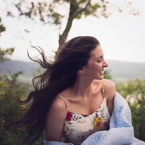 Meet your Posher, Laurel